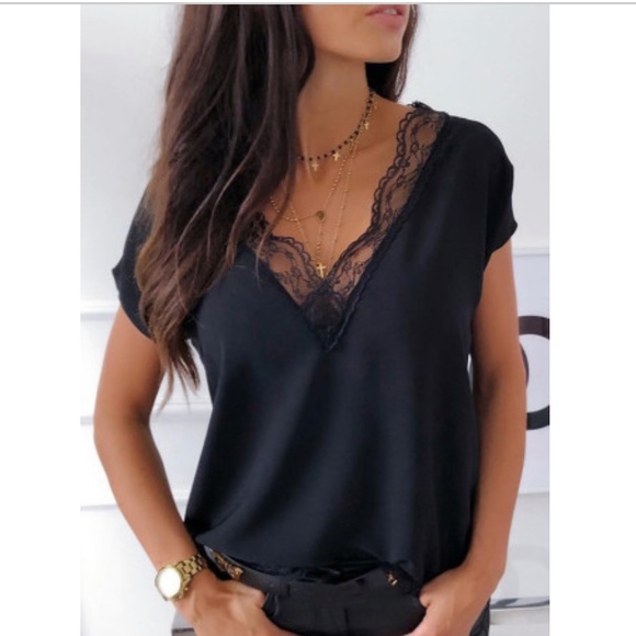 Tops - Lace V Neck Short Sleeve Tee Shirt